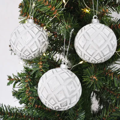 Diamond Pattern Ball Ornaments - 1