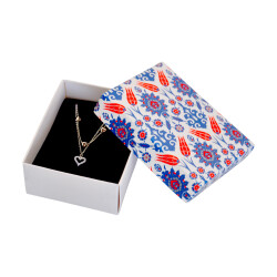 White Tulip Pattern Cotton-Filled Necklace Box - Kika
